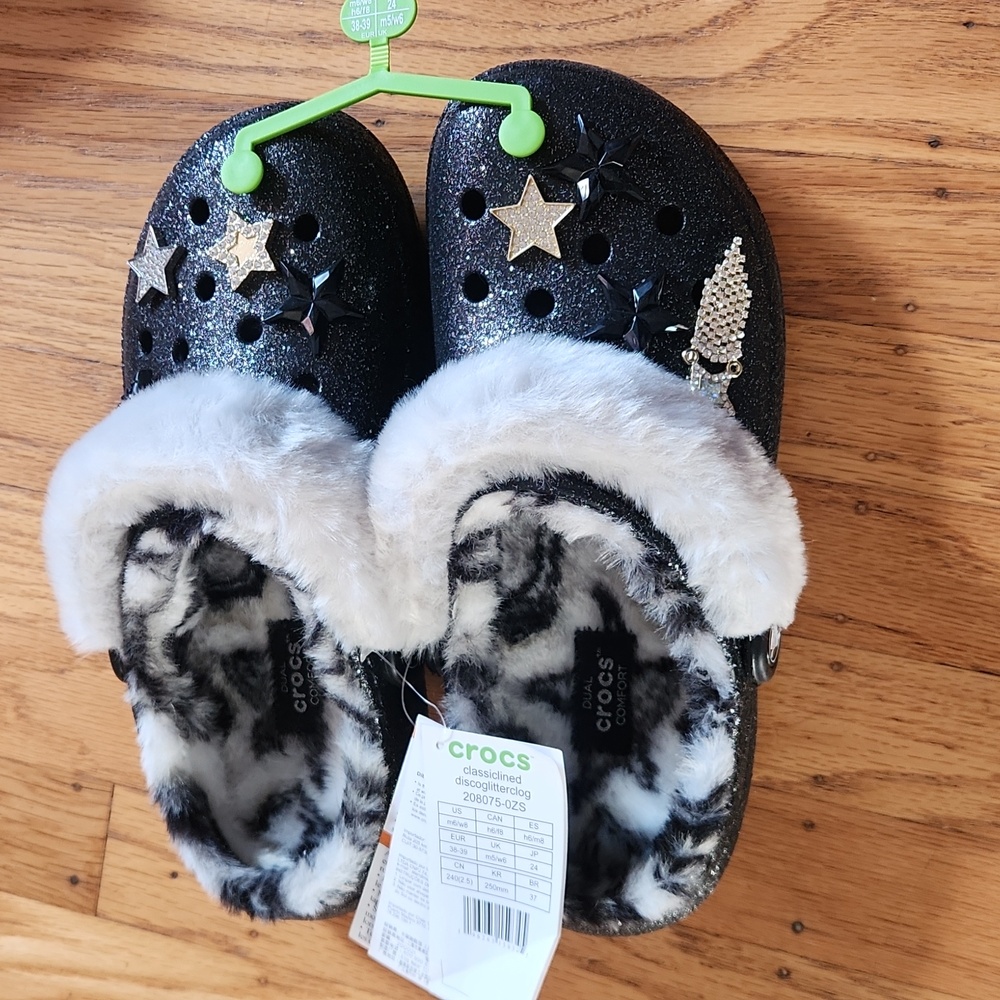 NWT Crocs Black and White Disco Glitter Fuzzy Clogs M6/W8 - Picture 4 of 6